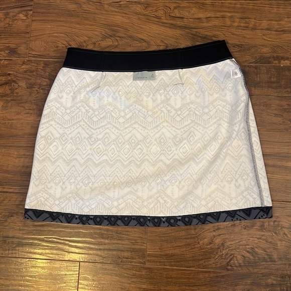 Athleta Fun Print Skirt W/Inner Pocket, Sz. M. - Picture 5 of 10